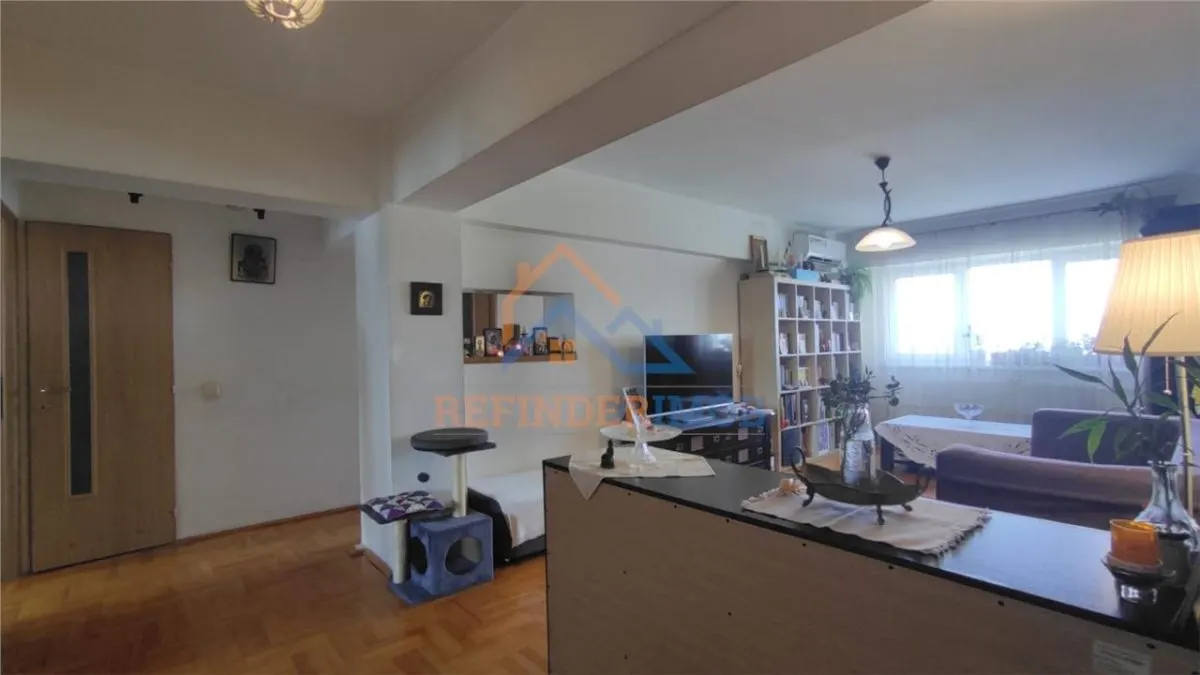 Apartament de 4 camere, zona Basarabia - foto 4