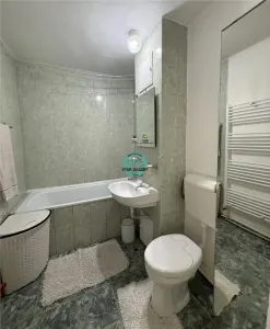 Apartament cu 2 camere, decomandat, etaj 1, in 7 Noiembrie - foto 6