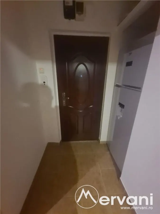 Apartament cu 2 camere de vanzare - Zona Schelelor - foto 1