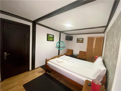 INCHIRIEZ PENSIUNE CU 7 CAMERE IN SIGHISOARA LA 800 MP DE CETATE - foto 13