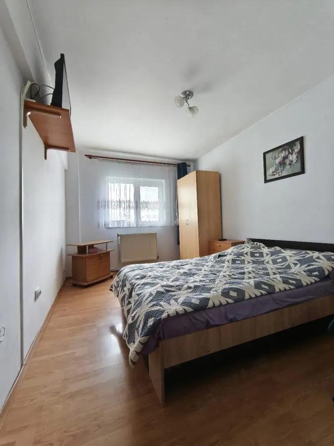 Apartament 3 camere decomandat I I Etaj 2/4 I Poitiers Continental I - foto 1