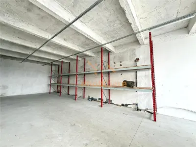 SPATIU COMERCIAL  DE INCHIRIAT | 209 MP UTILI | CALEA CLUJULUI | ORADEA - foto 4