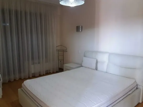 Apartament 3 camere Copou - Exclusive Residence - 880 EURO - foto 5