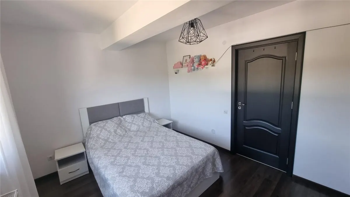 Apartament cu 4 camere - etaj 2/3 - Rediu - Casablanca - foto 3