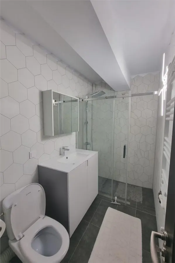 Apartament cu 4 camere - etaj 2/3 - Rediu - Casablanca - foto 10