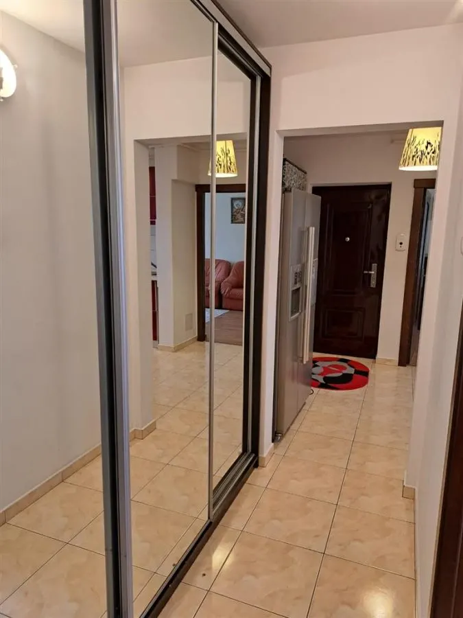 Apartament cu 3 camere decomandat - Zona Carrefour Felicia - Etaj 2 ! - foto 1