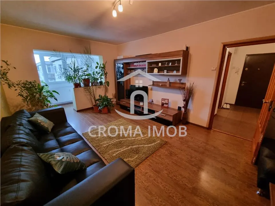 Inchiriere apartament 3 camere, mobilat utilat, in Ploiesti, zona Paltinis - foto 1