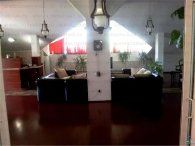 Inchiriere apartament 4 camere zona Republicii - foto 2