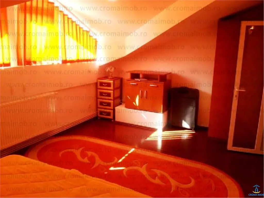 Inchiriere apartament 4 camere zona Republicii - foto 4