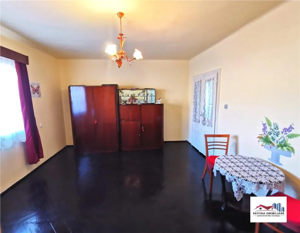 Casa de Vanzare Zona Mureseni - foto 2