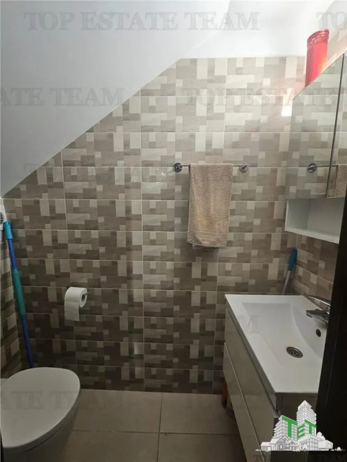 Casa mobilata 4 camere langa metrou in Drumul Taberei - foto 15