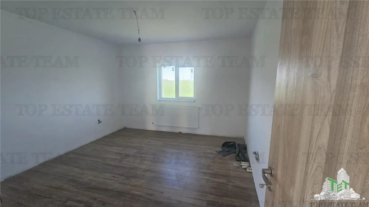 Vila 6 camere cu teren 500mp in Ciorogarla (posibilitate rate) - foto 7