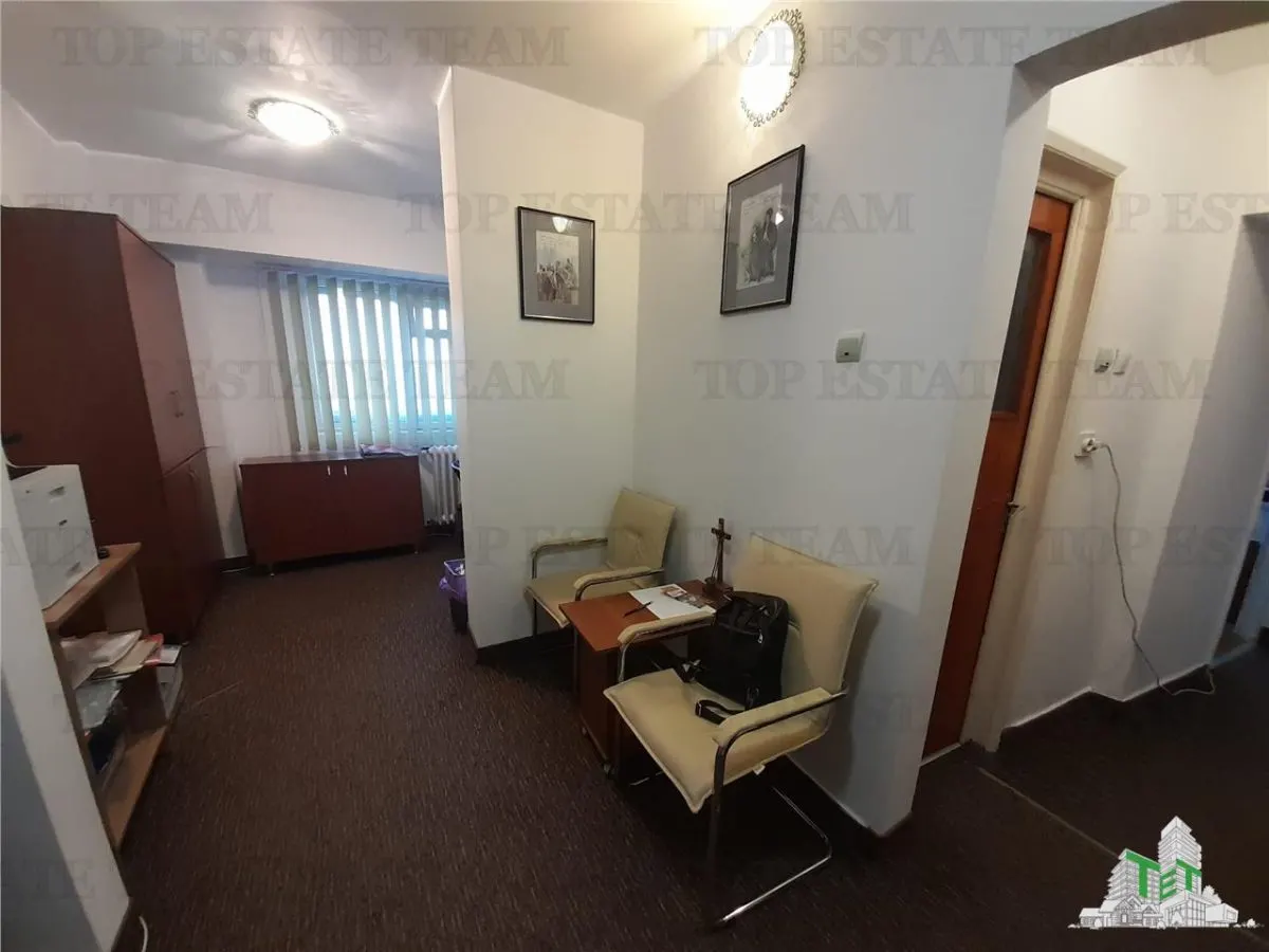 Piata Unirii  chiar la metrou in exclusivitate vanzare 2 camere cu loc de parcare - foto 13