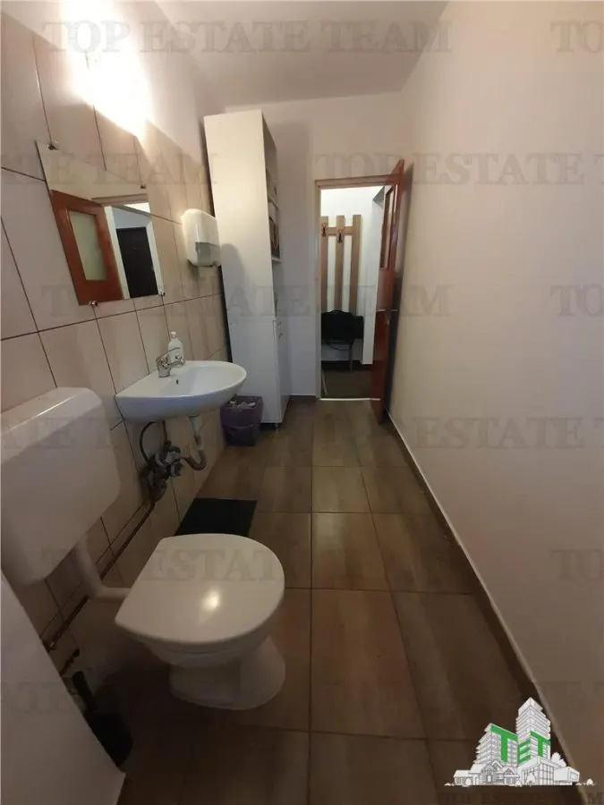 Piata Unirii  chiar la metrou in exclusivitate vanzare 2 camere cu loc de parcare - foto 16