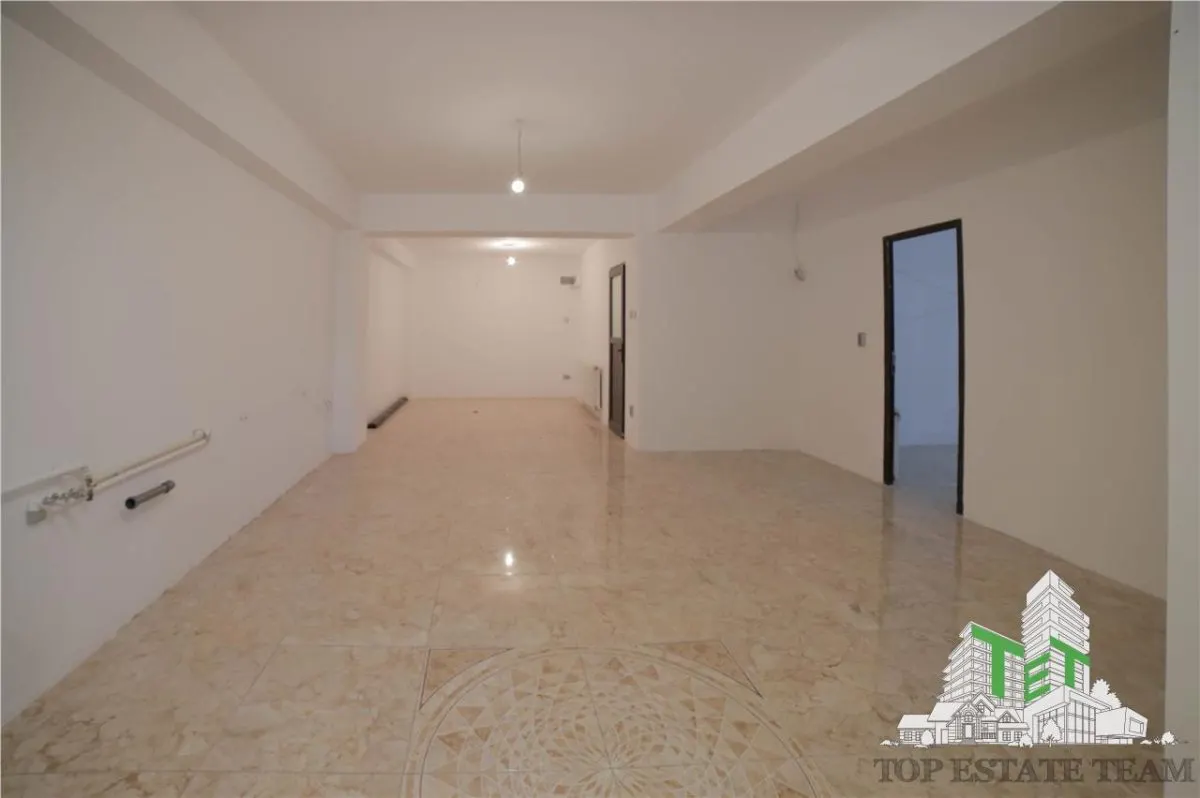 Apartament 2 camere si curte de 37 mp, aproape de Scoala 179 de vanzare in zona Damaroaia - foto 5