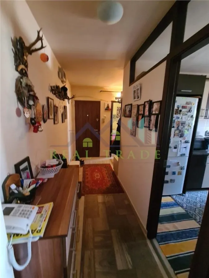 Apartament 2 camere decomandat Astra Carpatilor - foto 10