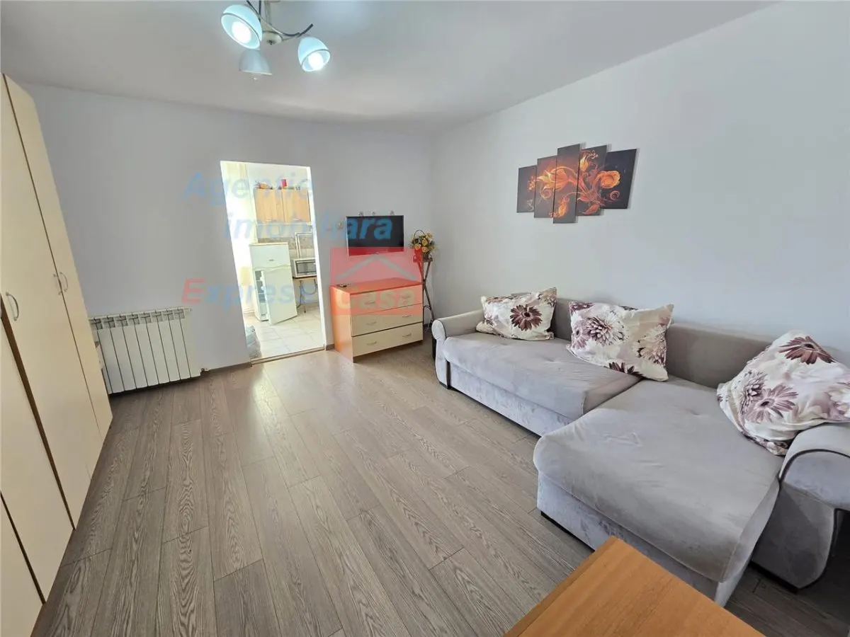 Garsoniera de inchiriat â€“ Tatarasi, zona 2 Baieti, etaj intermediar - foto 1