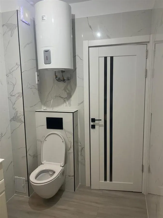 Studio complet utilat, Costinesti, zona Nibiru, 50 mp cu terasa amenajata - foto 8