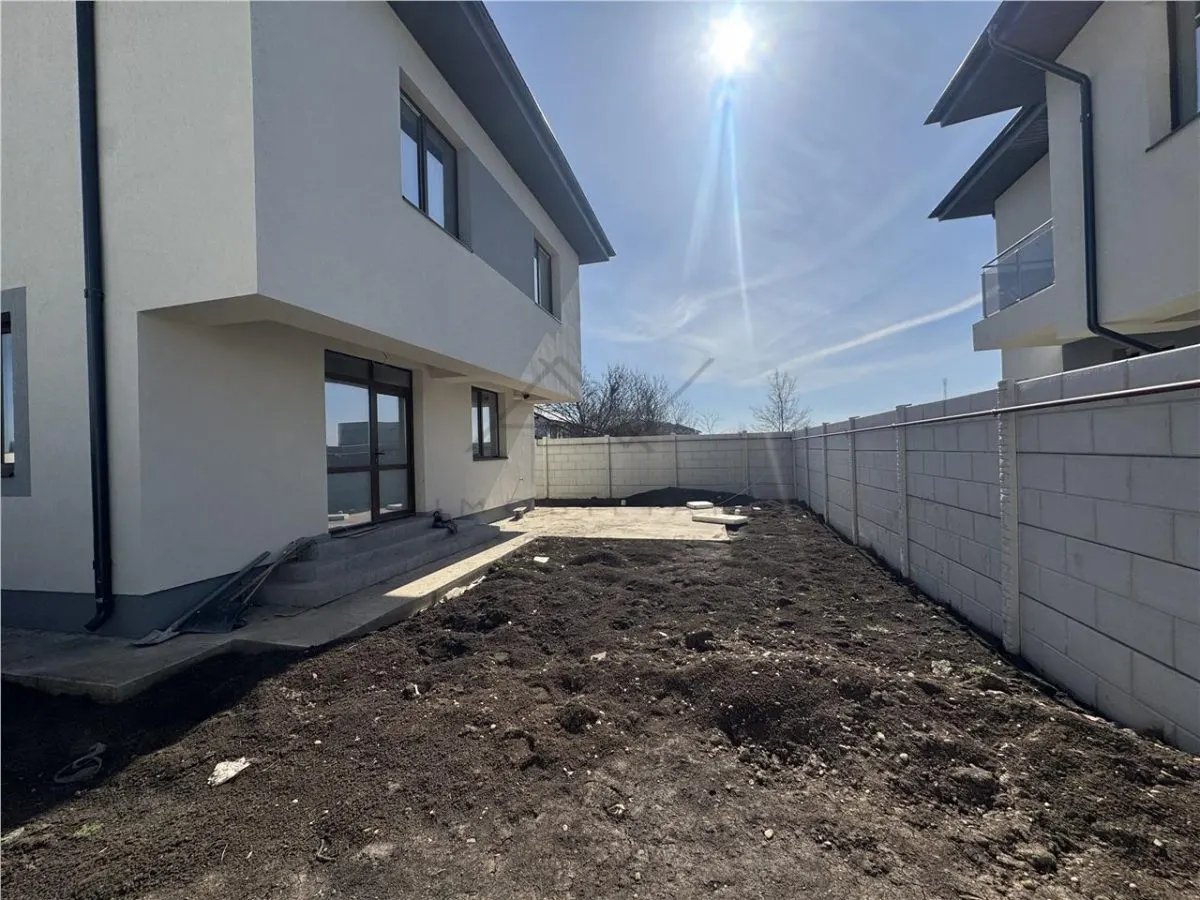 VILA INDIVIDUALA PRELUNGIREA GHENCEA - TEREN - 4 camere | BUCATARIE INCHISA | DRUMUL TABEREI - foto 3