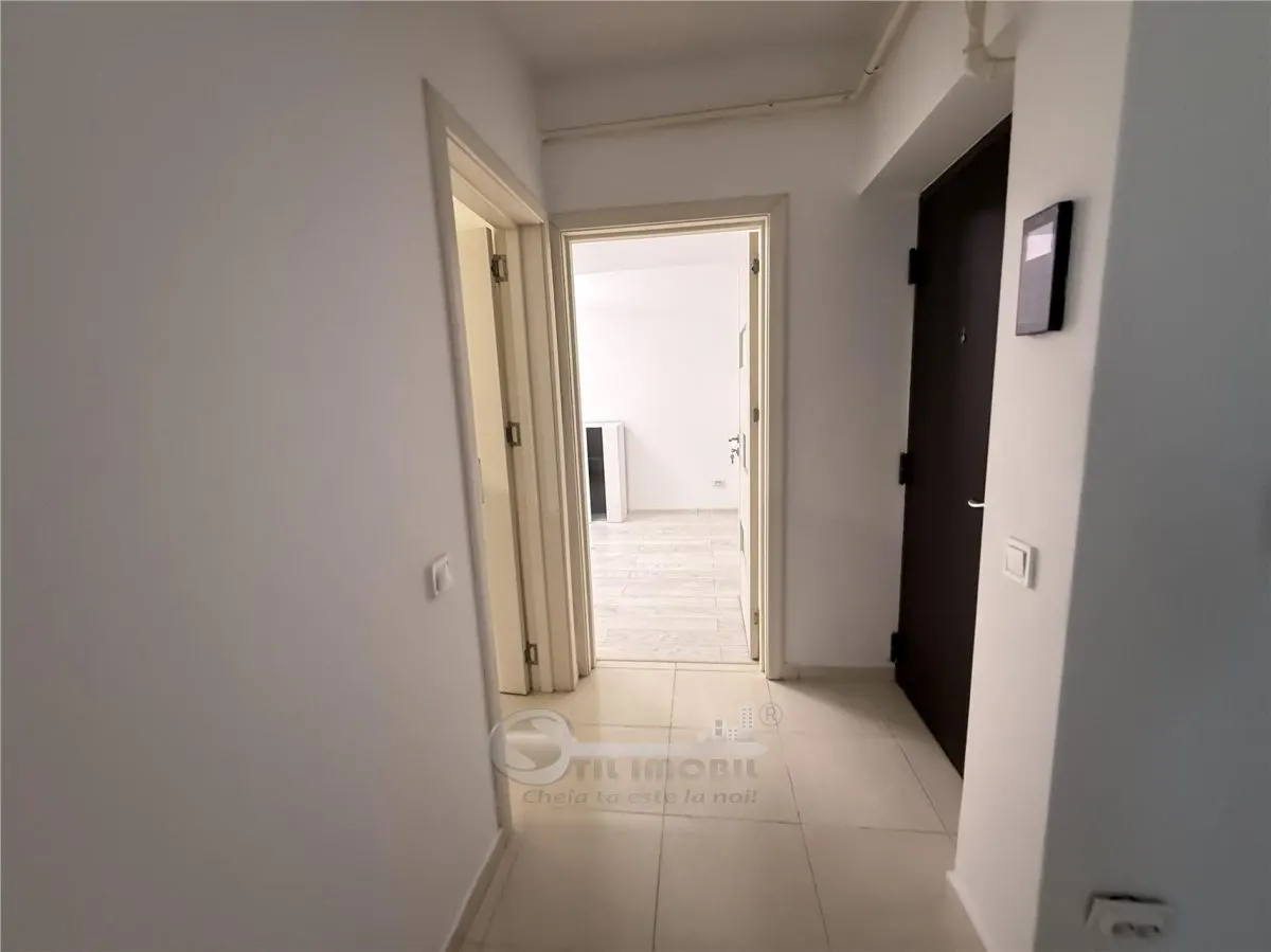 2 CAM BUCIUM INTABULAT PE IASI , GEAM LA BAIE, MOBILAT UTILAT - foto 5
