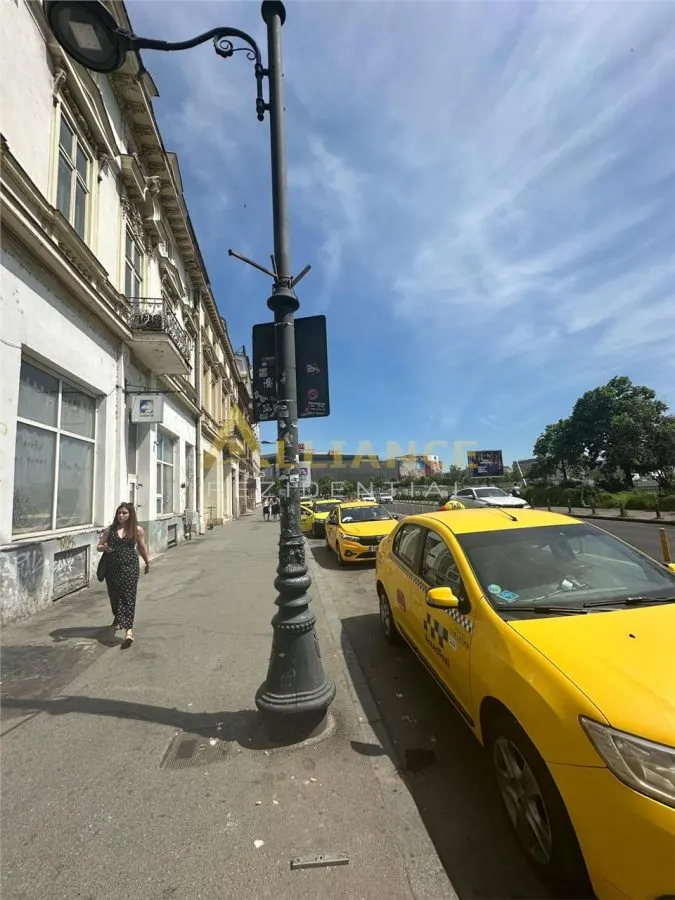 Unirii Spatiu Comercial/Preluare Afacere - foto 1