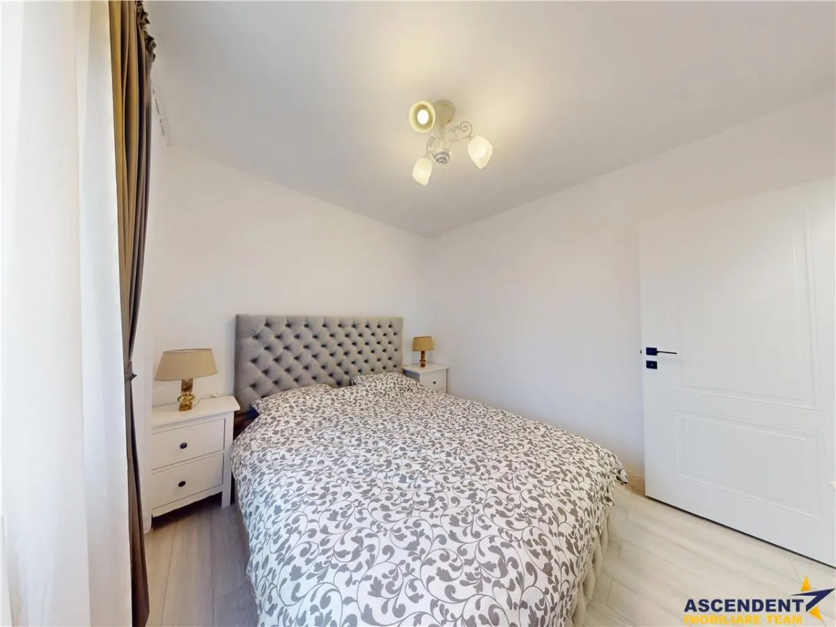 Prima inchiriere! Eleganta si simplitate - Centrul Civic, renovat complet, etaj intermediar, design cu detalii unice - foto 13