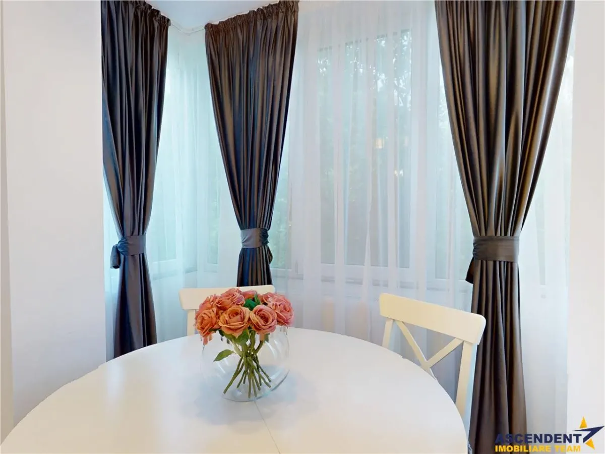 Prima inchiriere! Eleganta si simplitate - Centrul Civic, renovat complet, etaj intermediar, design cu detalii unice - foto 14