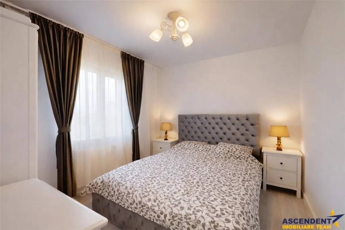 Prima inchiriere! Eleganta si simplitate - Centrul Civic, renovat complet, etaj intermediar, design cu detalii unice - foto 3