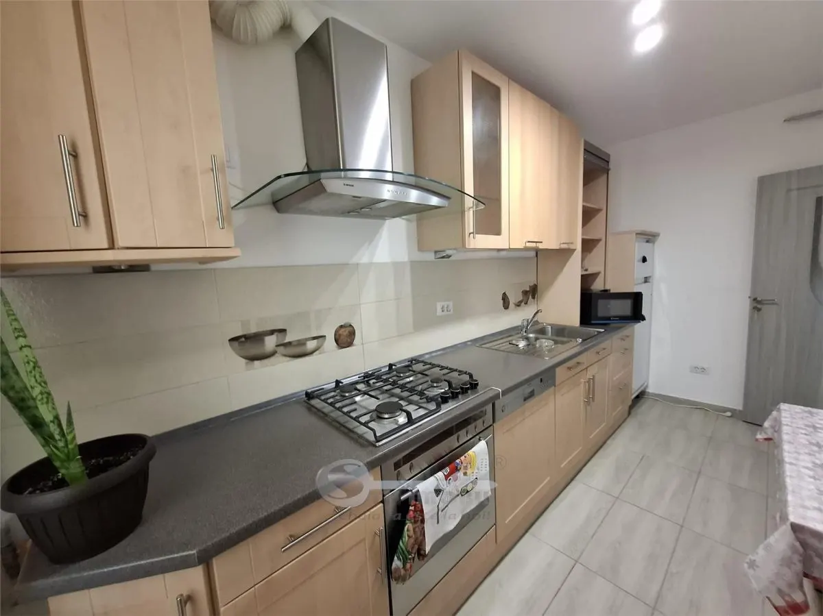 Apartament 1 camera, mobilat complet, liber, Galata, bloc 2017 - foto 9