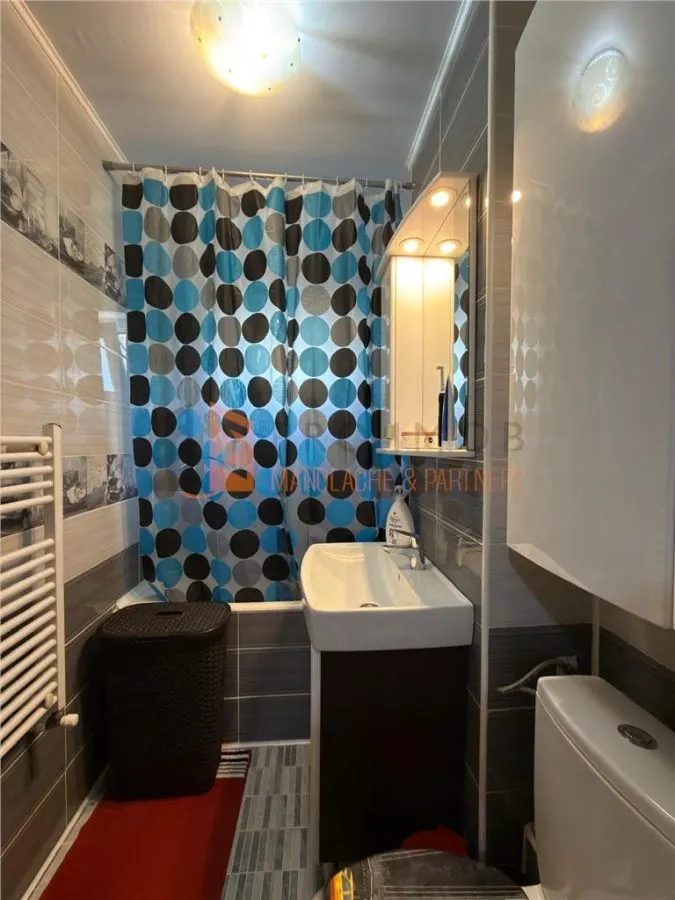 Apartament 3 camere cf 1 semidecomandat zona Micro 3 - foto 15