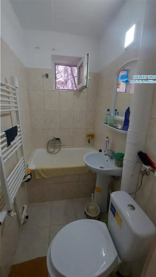 Inchiriere apartament 3 camere, parter, zona Complex Bulevard! - foto 3