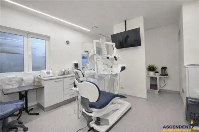 Spatiu medica de elita, avize conforme,purtator profit,Tractorul, Coresi,Brasov - foto 2