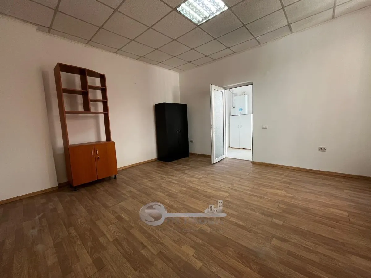 Apartament 2 Camere Decomandat â€“ Zonă Centrală (lângă Oficiul Registrului Comerțului), Iași - foto 4