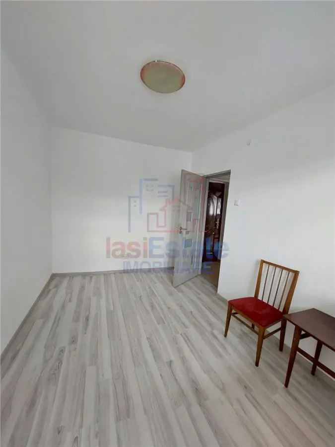 Apartament 3 camere Palas - foto 2