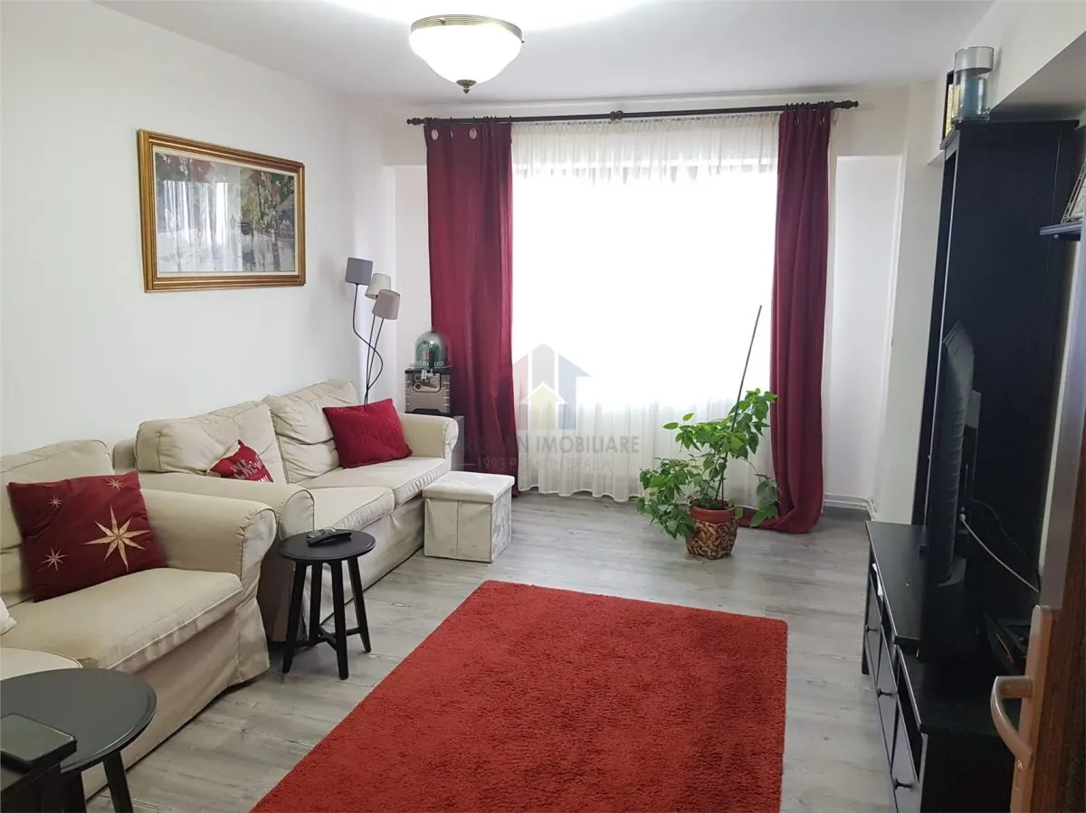 Partial Mobilat - Utilat 3 camere, zona Bariera,etaj 6 - foto 3