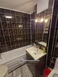 Apartament 1 cameră decomandat, 50 mp, vedere bulevard â€“ Gara, ideal investiție - foto 12