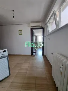 Vanzare apartament 2 camere Titan, Codrii Neamtului - foto 4