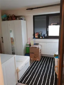 Partial Mobilat - Utilat 3 camere, zona Bariera,etaj 6 - foto 8