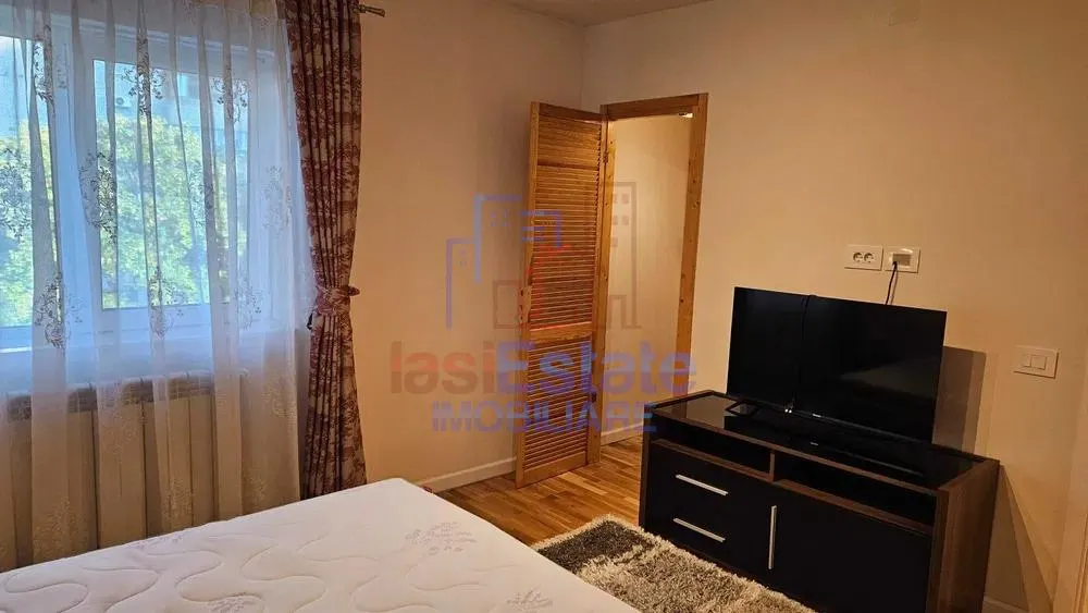 Apartament 2 Camere Nicolina - Biserica Catolica - foto 2