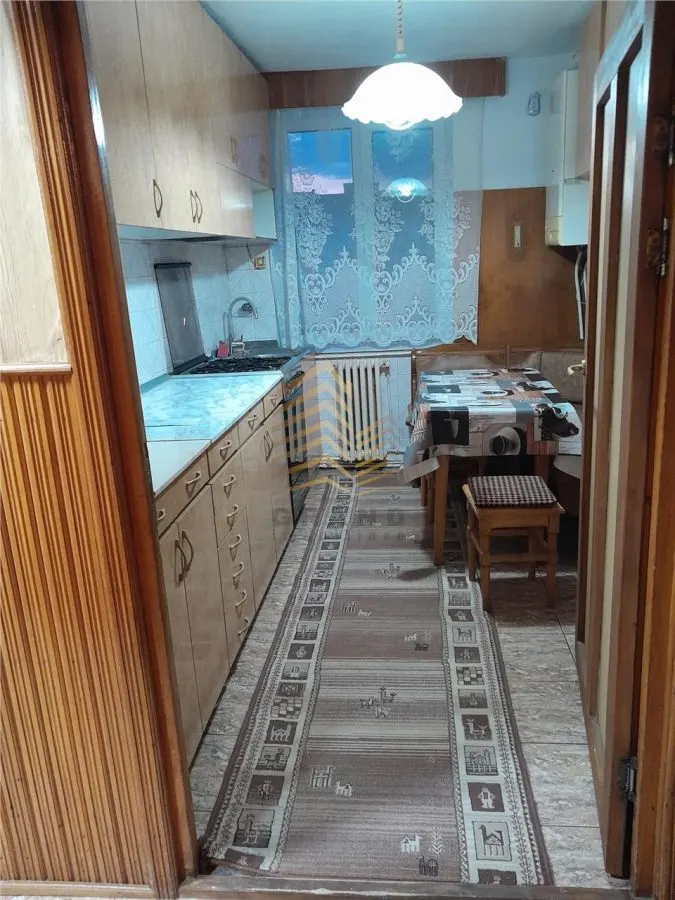 APARTAMENT 3 CAMERE DECOMANDAT|ZONA SPITALUL JUDETEAN - foto 2