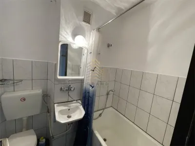 APARTAMENT CU 2 CAMERE|ZONA DECEBAL - foto 4