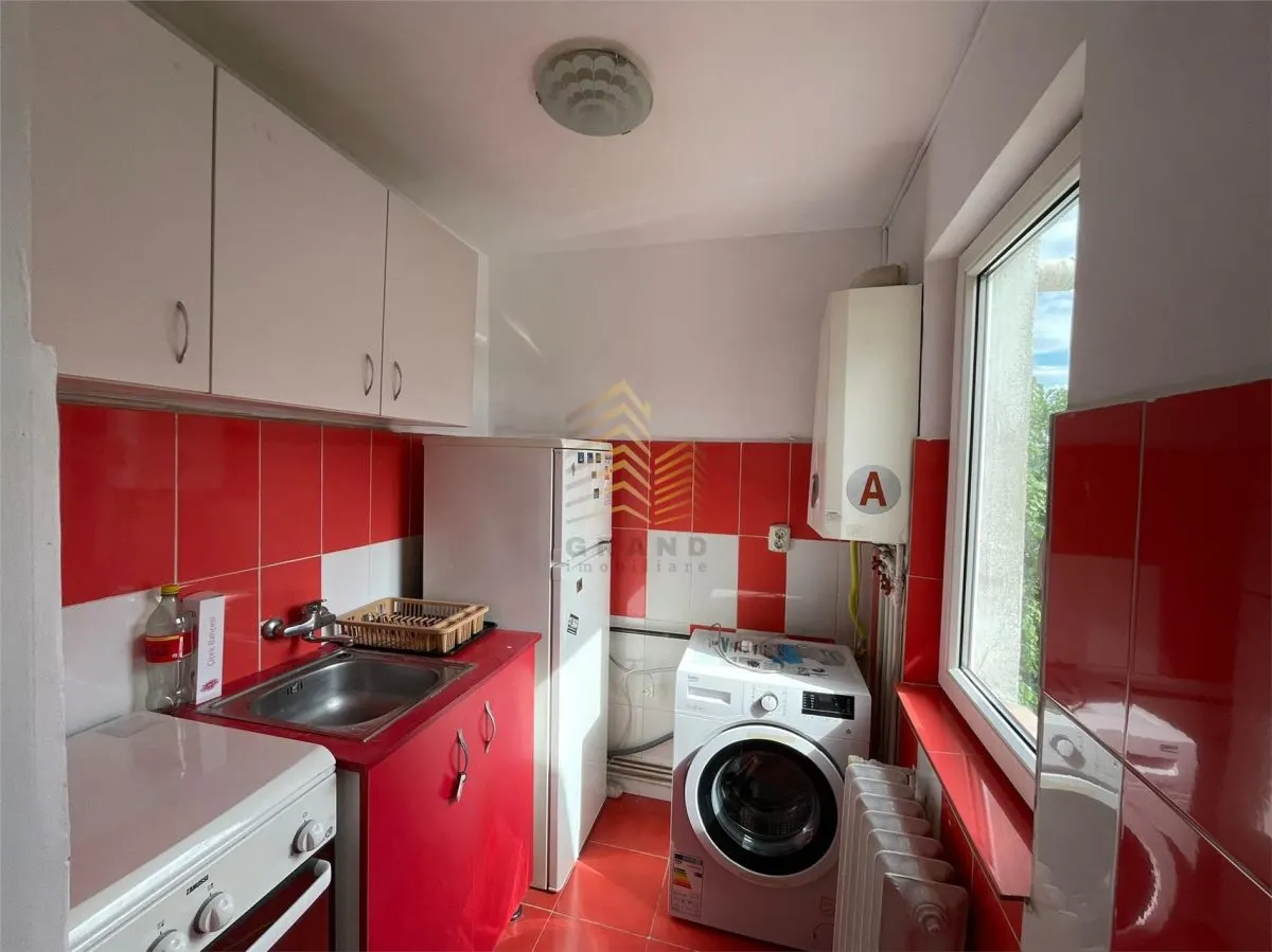 APARTAMENT CU 2 CAMERE|ZONA DECEBAL - foto 5