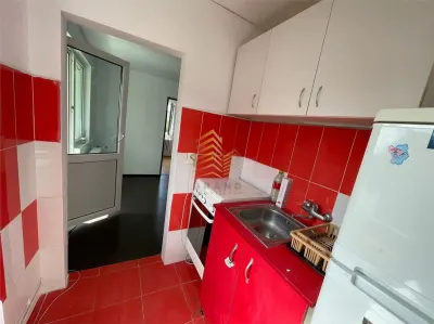 APARTAMENT CU 2 CAMERE|ZONA DECEBAL - foto 6