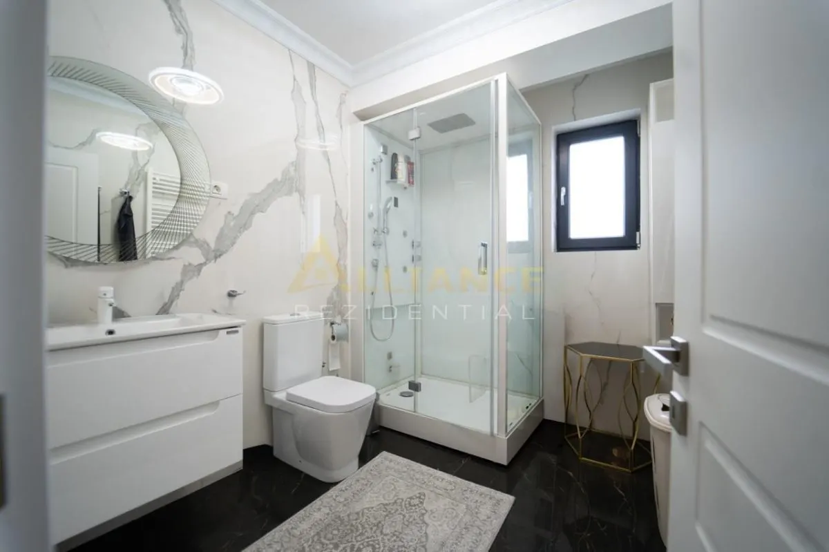 Casă tip townhouse de vânzare P+1E+M | 265 mp utili | 7 camere | terasă închisă | 3 locuri parcare - foto 18