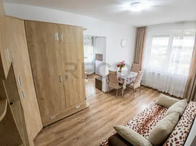 RECO Apartament cu 3 camere etaj 2 zona Velenta - Oradea
