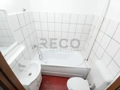 RECO Apartament cu 3 camere etaj 2 zona Velenta - foto 6