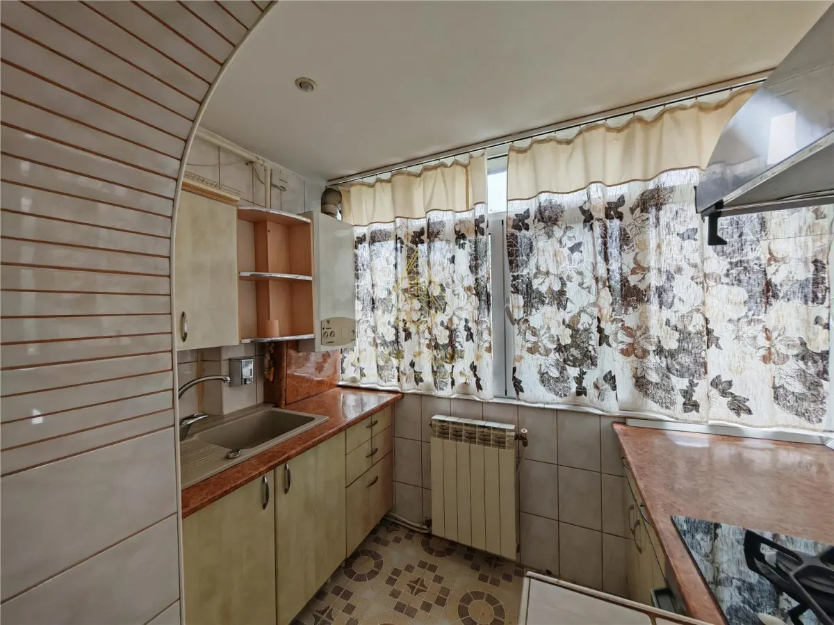 Apartament 2 camere decomandate de vanzare â€“ Strada 22 Decembrie - foto 13