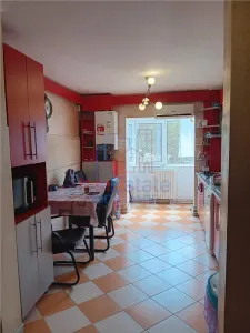 Langa padure Bd Poitiers Etajul 1 - Apartament 3 camere - foto 2
