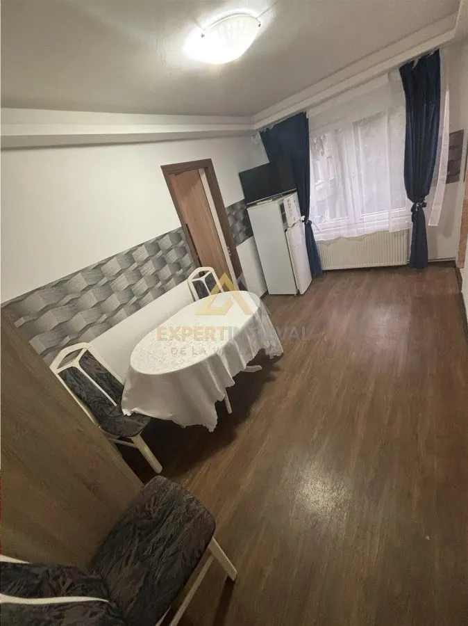 Etaj 1 Apartament cu 1 camera de vânzare Aleea Jupiter - foto 1