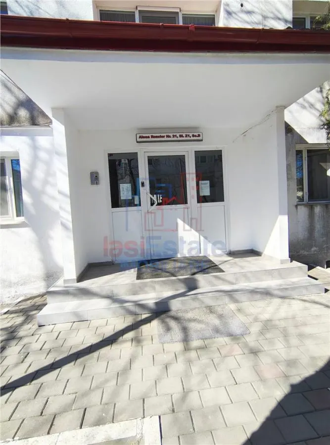 70mp - Apartament 3 camere in Podu Ros zona Cotnari - foto 2